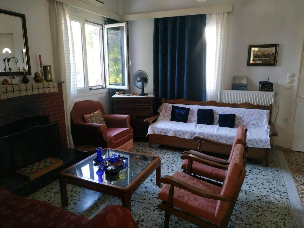 Vacation House Dionysia Villa Aigio Eksteriør billede